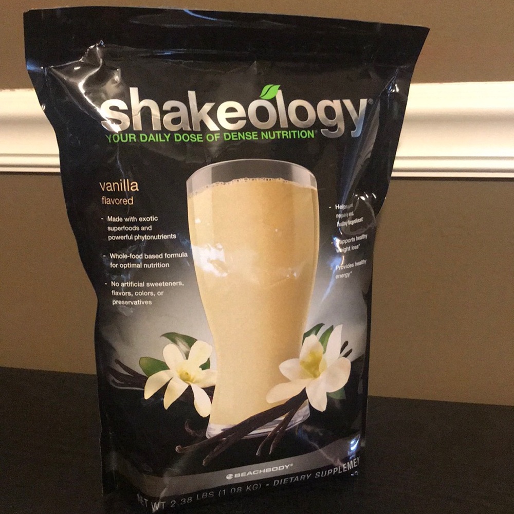 ✨Shakeology BUNDLE!!!! 2 bags!!!